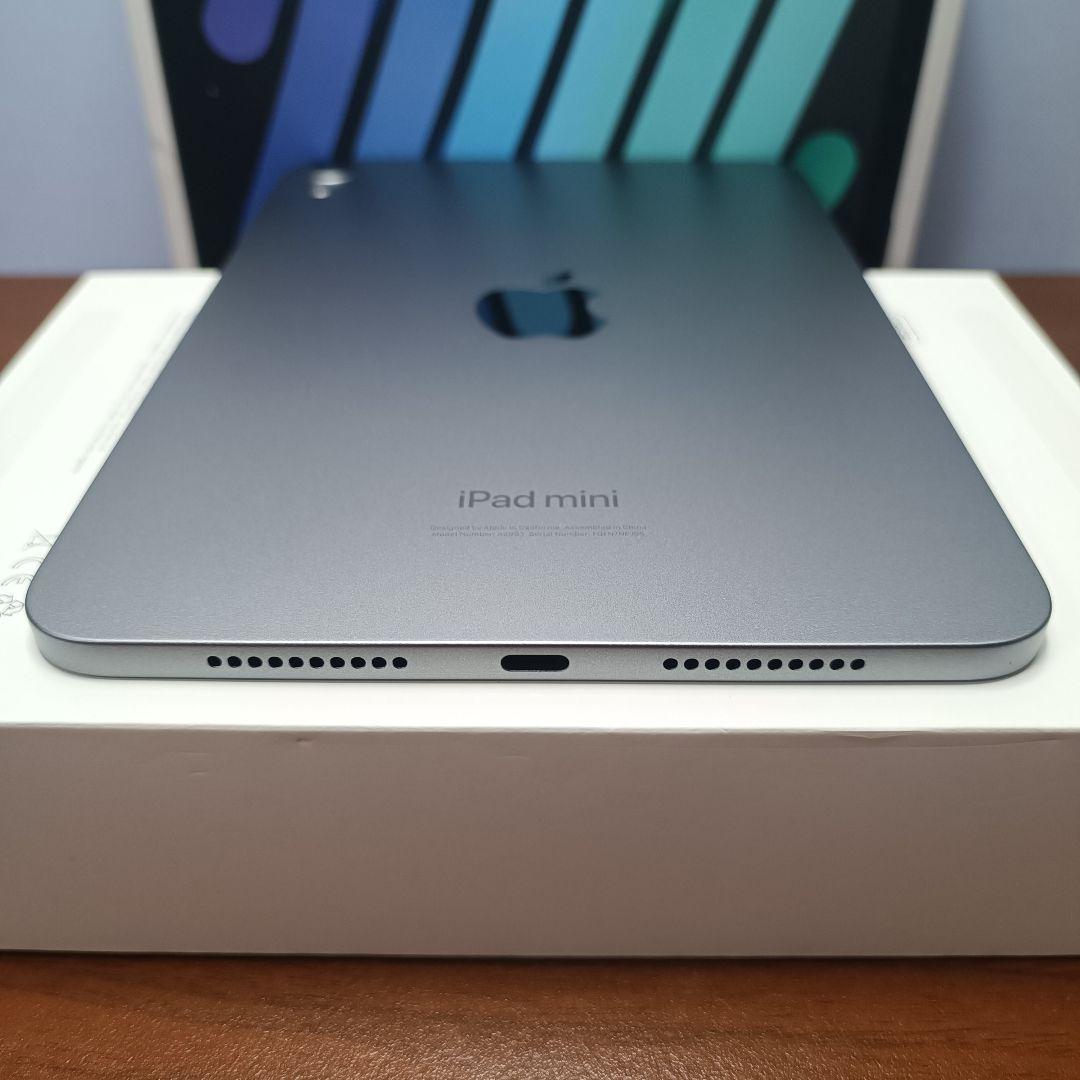 (美品)iPad Mini A17 Pro WiFi 128GB キーボード付き