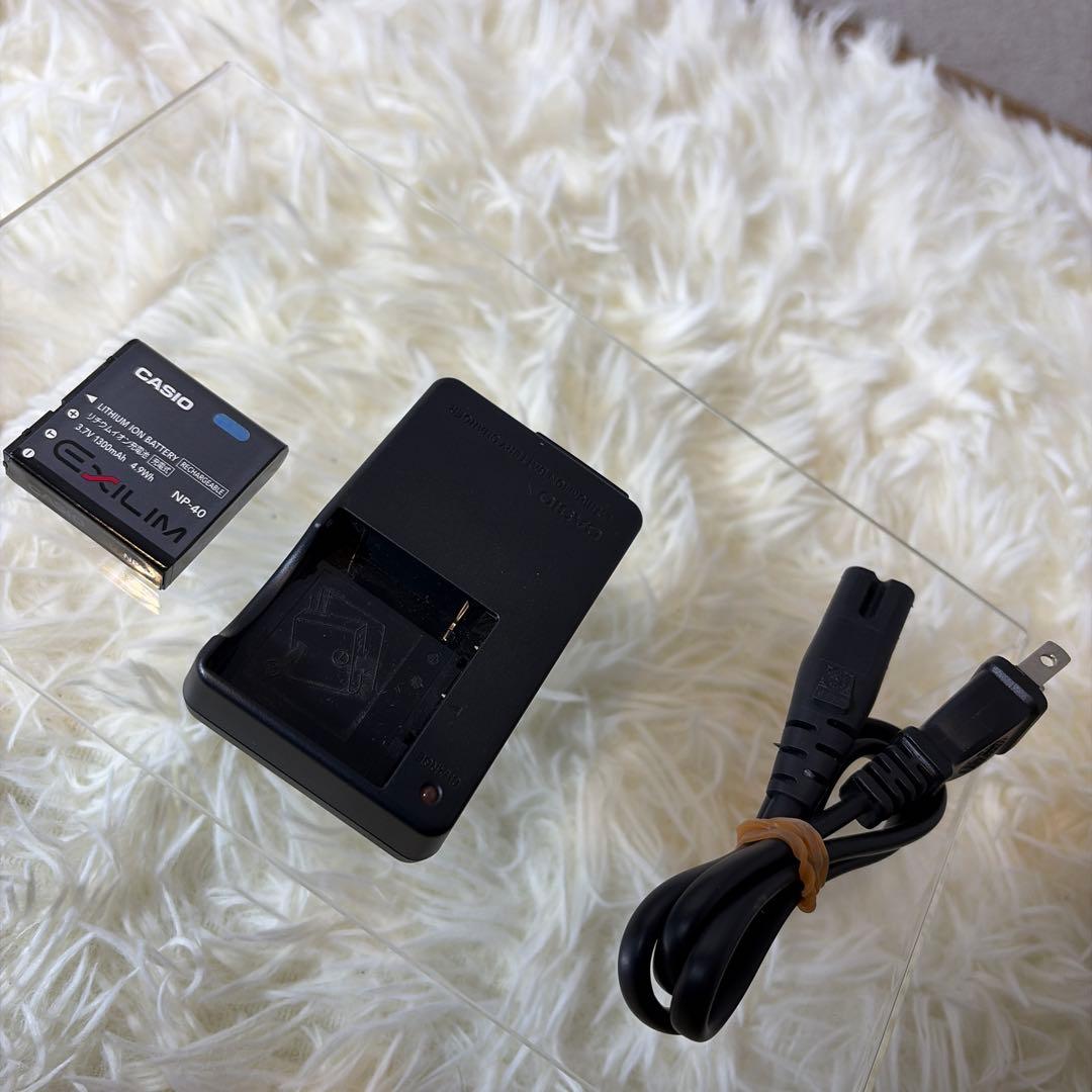 【動作確認済】CASIO EXILIM EX-Z100 カシオ　コンデジ　充電器