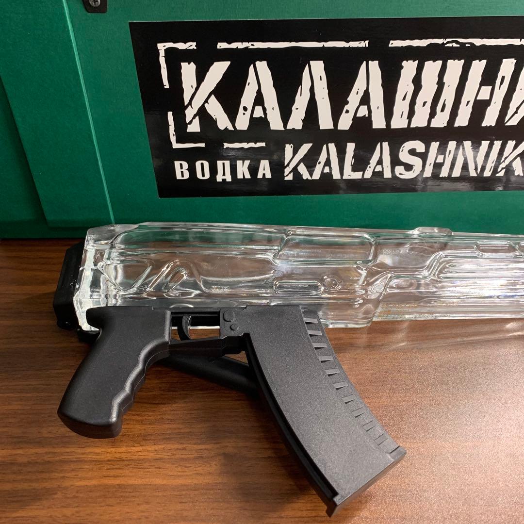 ⚜️超レア⚜️カラシニコフ⚜️ライフル⚜️ウォッカ⚜️空ボトル⚜️空瓶⚜️箱⚜️ラドガ⚜️ロシア⚜️