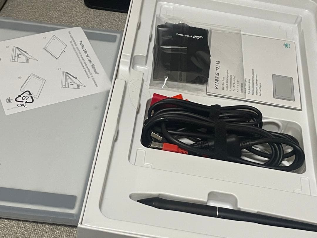 HUION KAMVAS 13 液晶ペンタブレット本体