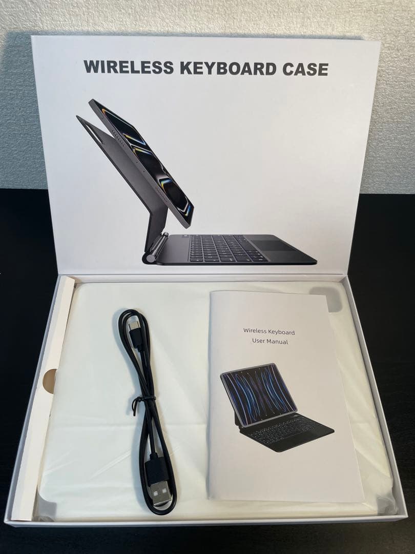 ipad Air、iPad proキーボード ケース、13、12.9インチ白い