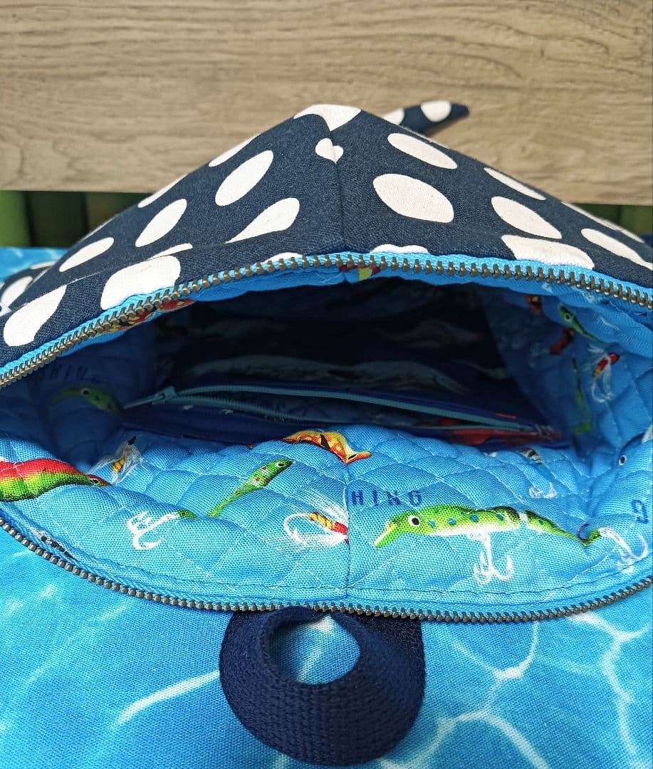 ジンベイザメ　リュックサック　ハンドメイド　鮫　水族館