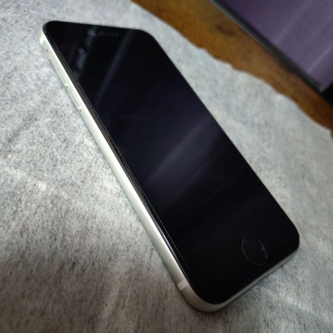 iPhone SE 第2世代 (SE2) 64GB SIMフリー ケース付き