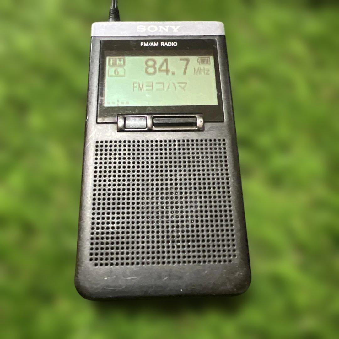 SONY SRF-T355 FM/AMラジオ イヤフォン付き中古