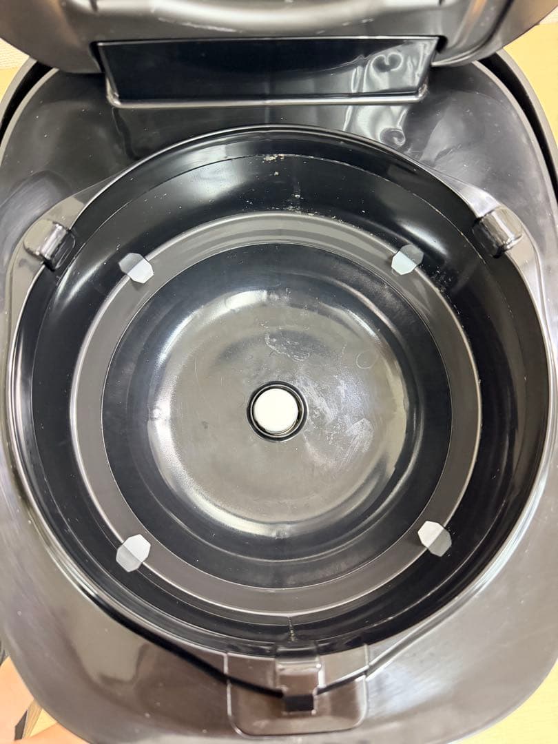 TOSHIBA東芝 RC-10VRT IH炊飯器 5.5合 真空IH2022年製
