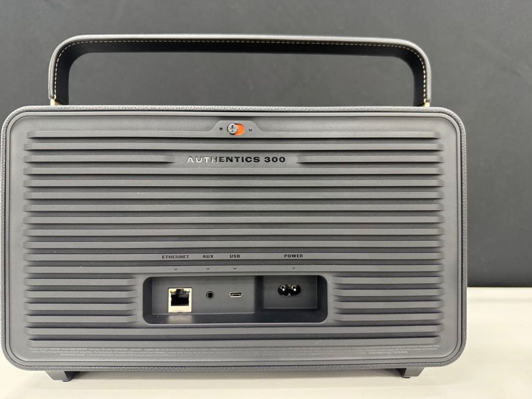 スピーカー・ウーファー JBL Authentics 300