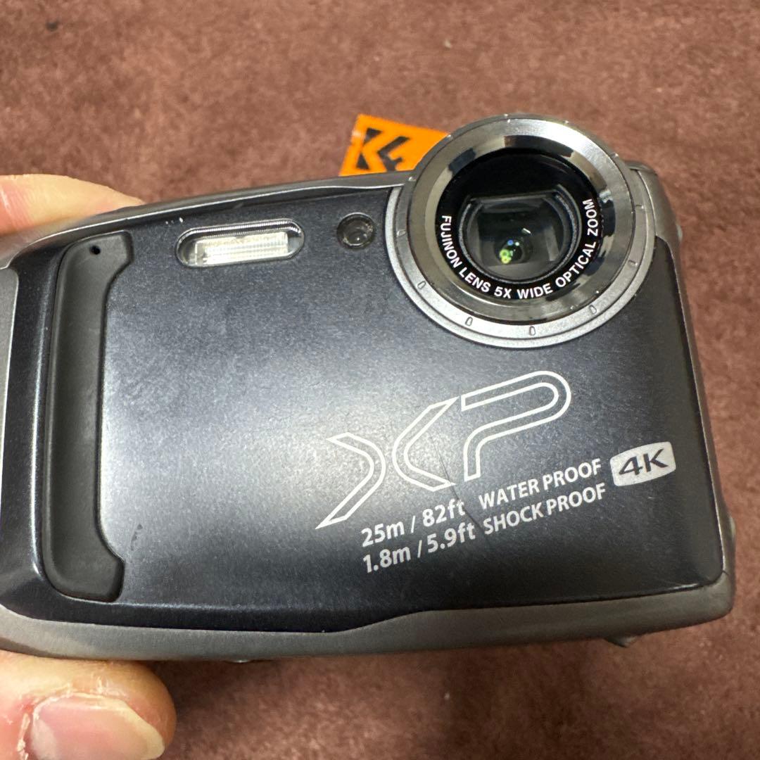 FUJIFILM FinePix XP140 防水　コンパクト　デジタル　カメラ