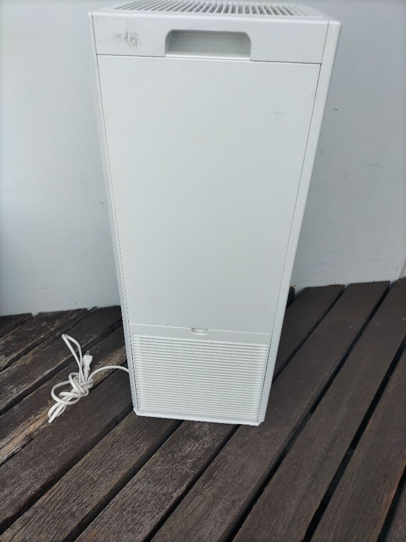 21年製　ダイキン　空気清浄機　MCK55XE8-W