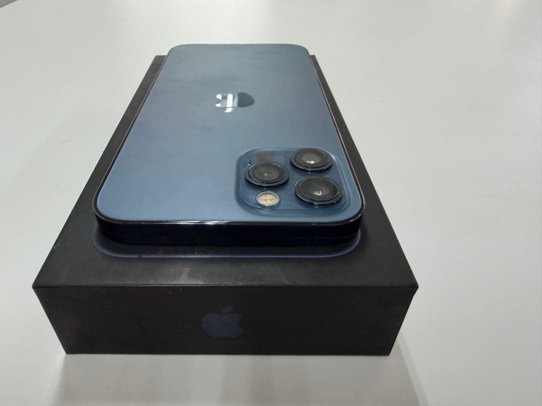 Apple iPhone 12 Pro 258GB パシフィックブルー