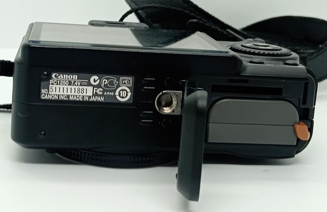 Canon PowerShot G9 12.1MP 6x 黒 ケース 充電器付き