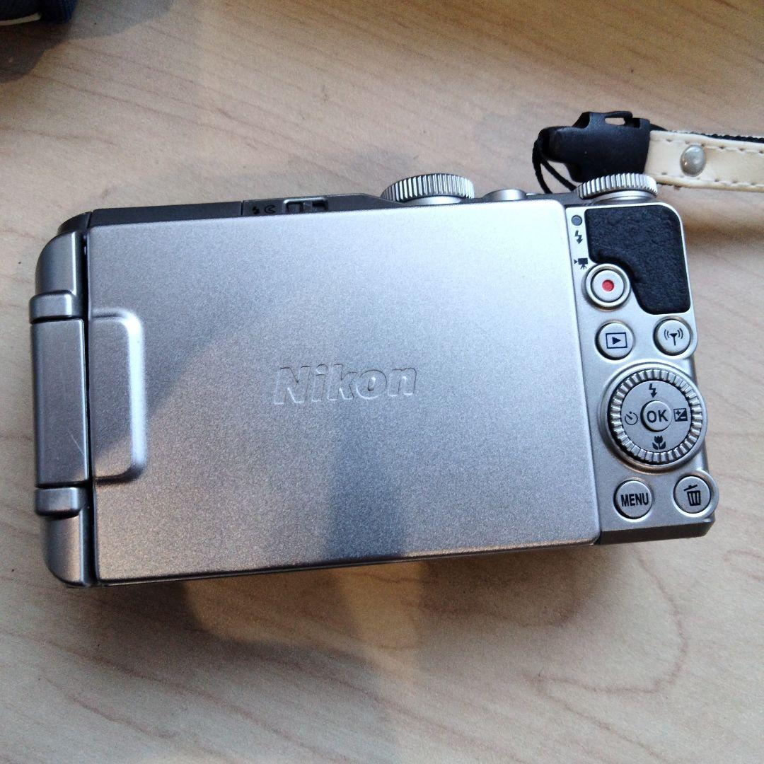 Nikon COOLPIX S9900　シルバー　デジタルカメラ