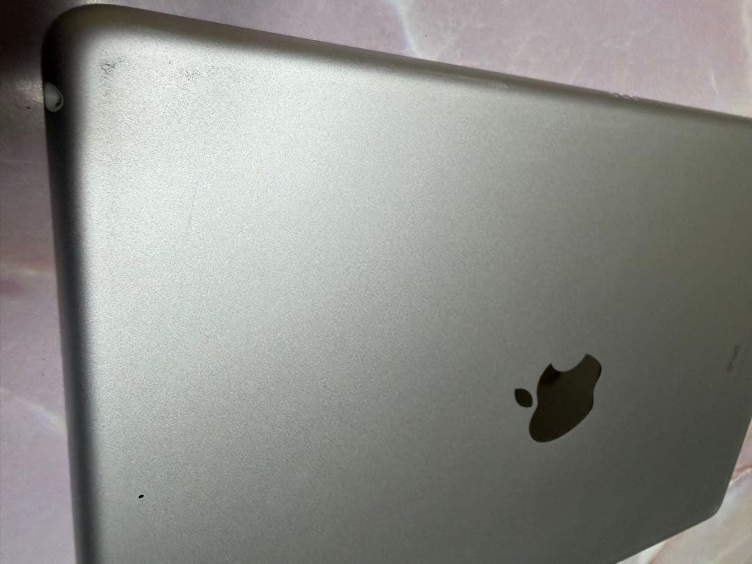 Apple iPad 9世代 Wi-Fiモデル 64GB シルバー