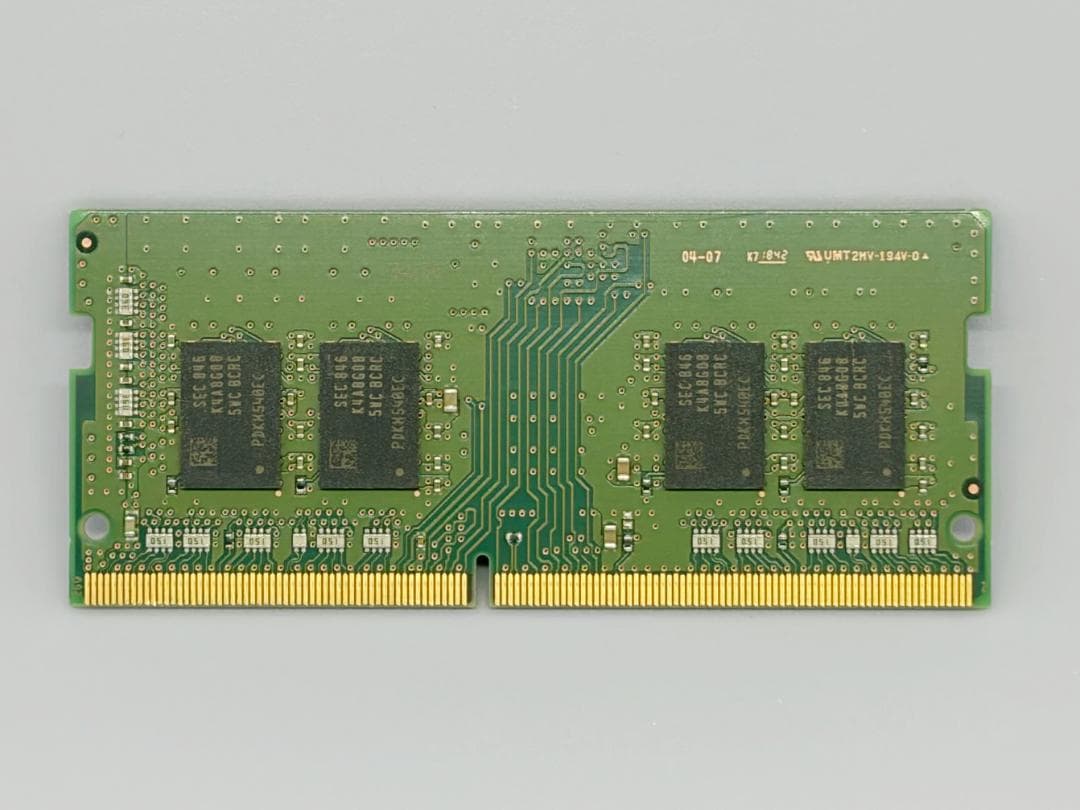 メモリー SAMSUNG 8GB DDR4-2400MHz