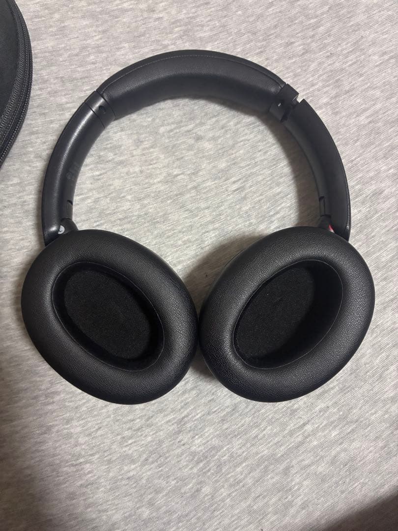 SONY ワイヤレスヘッドホン 収納ケース付きWH-XB910N
