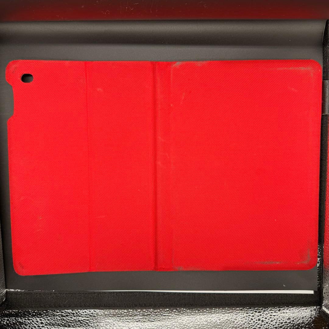 iPad Air 2 Wi-Fi 64GB シルバー & キーボード付きカバー