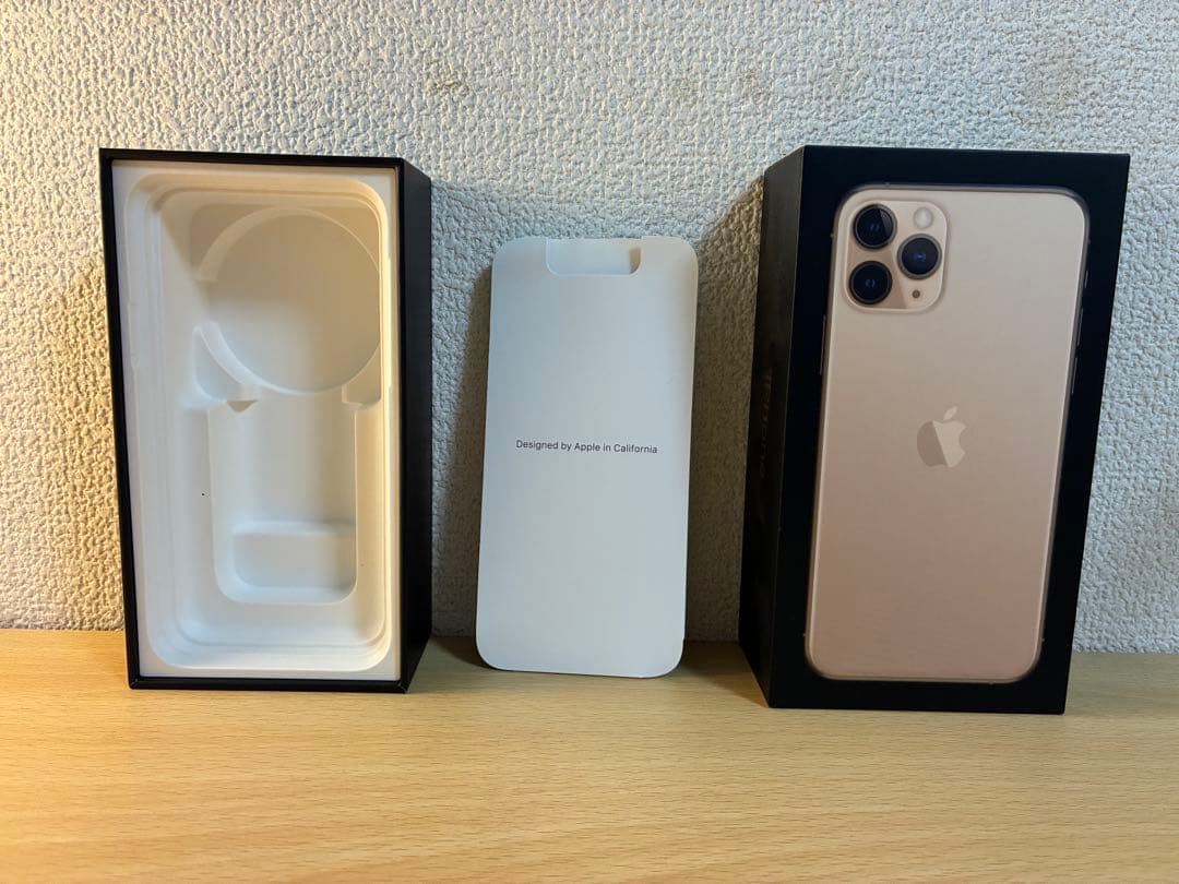 Apple iPhone 11 Pro 64GB ゴールド 本体（箱あり）