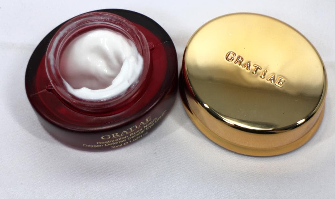 804xN9レ グラティエ ローザネグラ アイクリーム 30ml