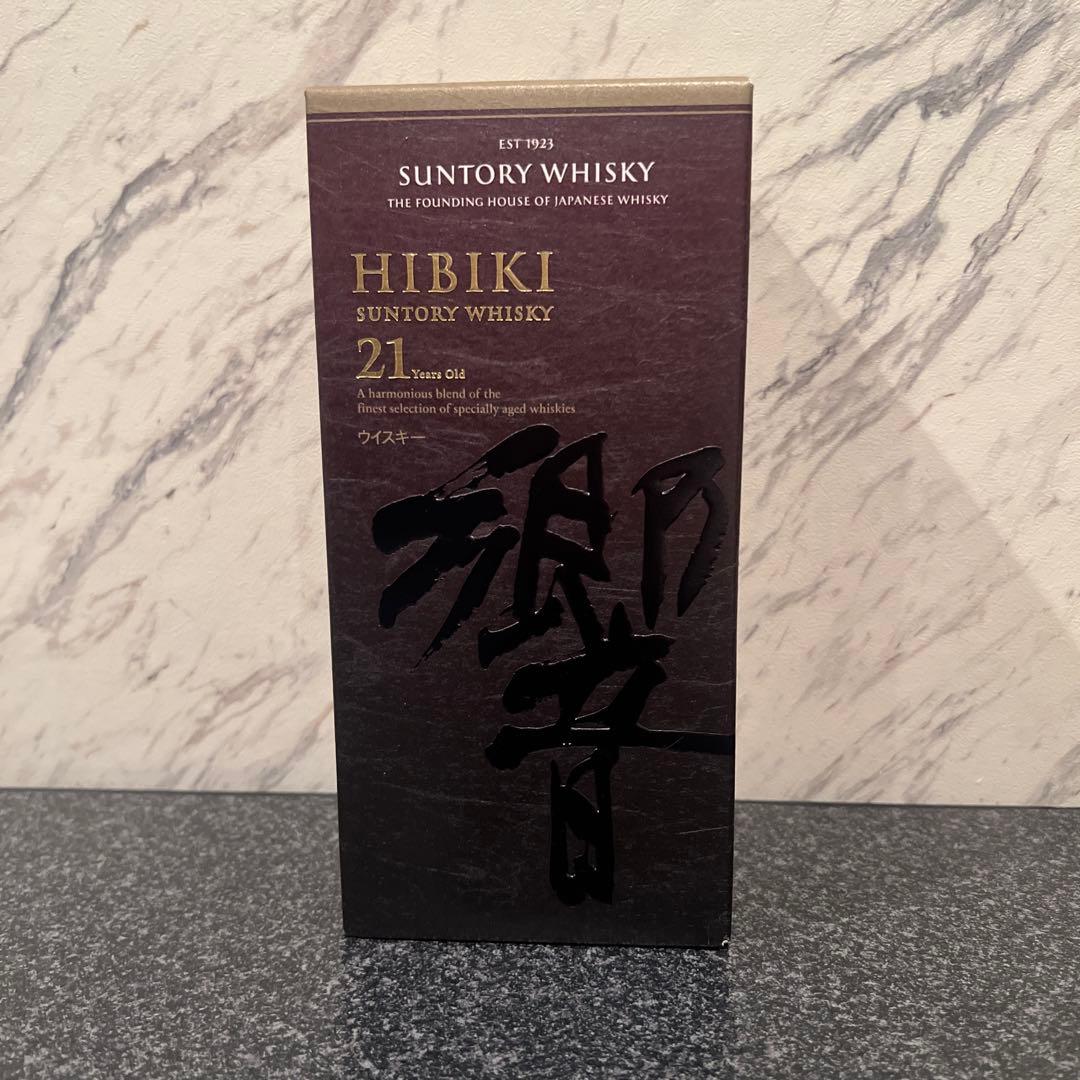 響 Hibiki 21年 ウイスキー 空箱
