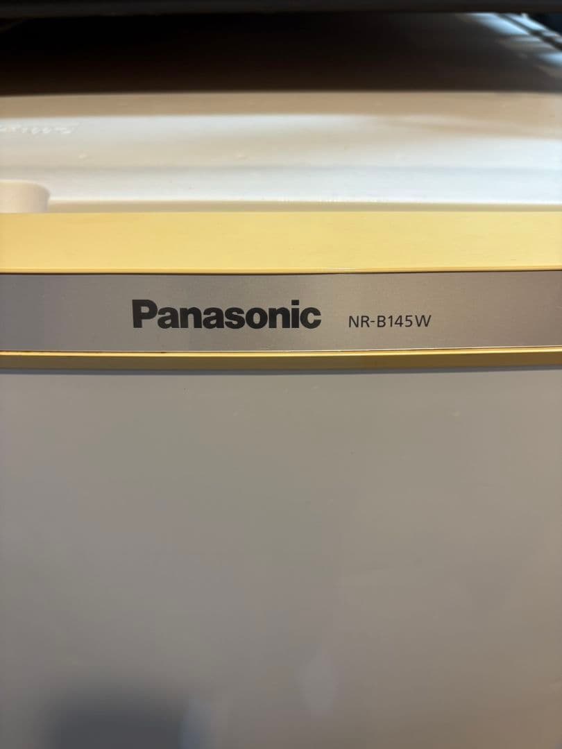 【送料込み】Panasonic NR-B145W 冷蔵庫