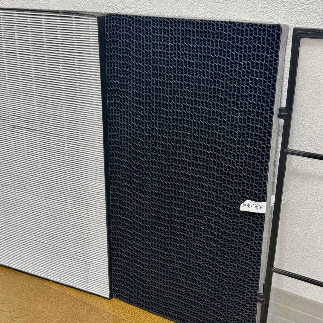 【上位モデル美品】DAIKINダイキン 加湿空気清浄機 MCK70XE8 31畳
