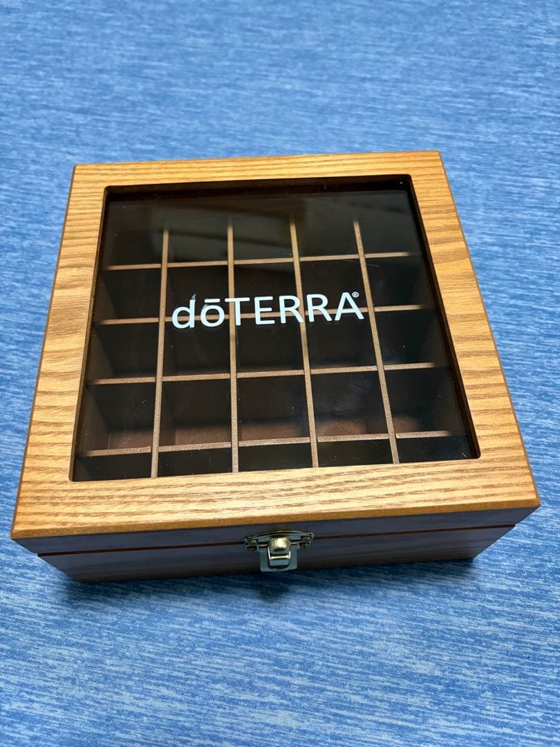dōTERRA エッセンシャルオイル用ボックス 25 ドテラオイル　5本