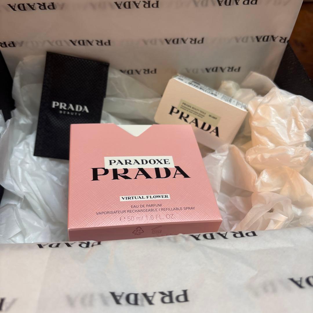 PARADOXE PRADA VIRTUAL FLOWER&チャーム&パフ