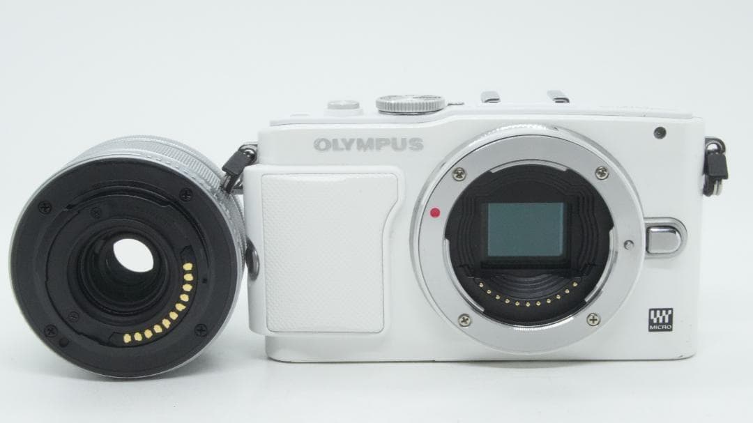 【B2036】 OLYMPUS E-PL6 / 14-42 3.5-5.6