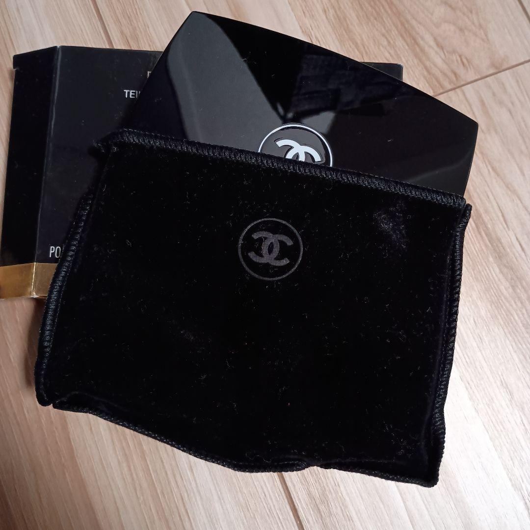 未使用 CHANEL DOUBLE PERFECTION COMPACT