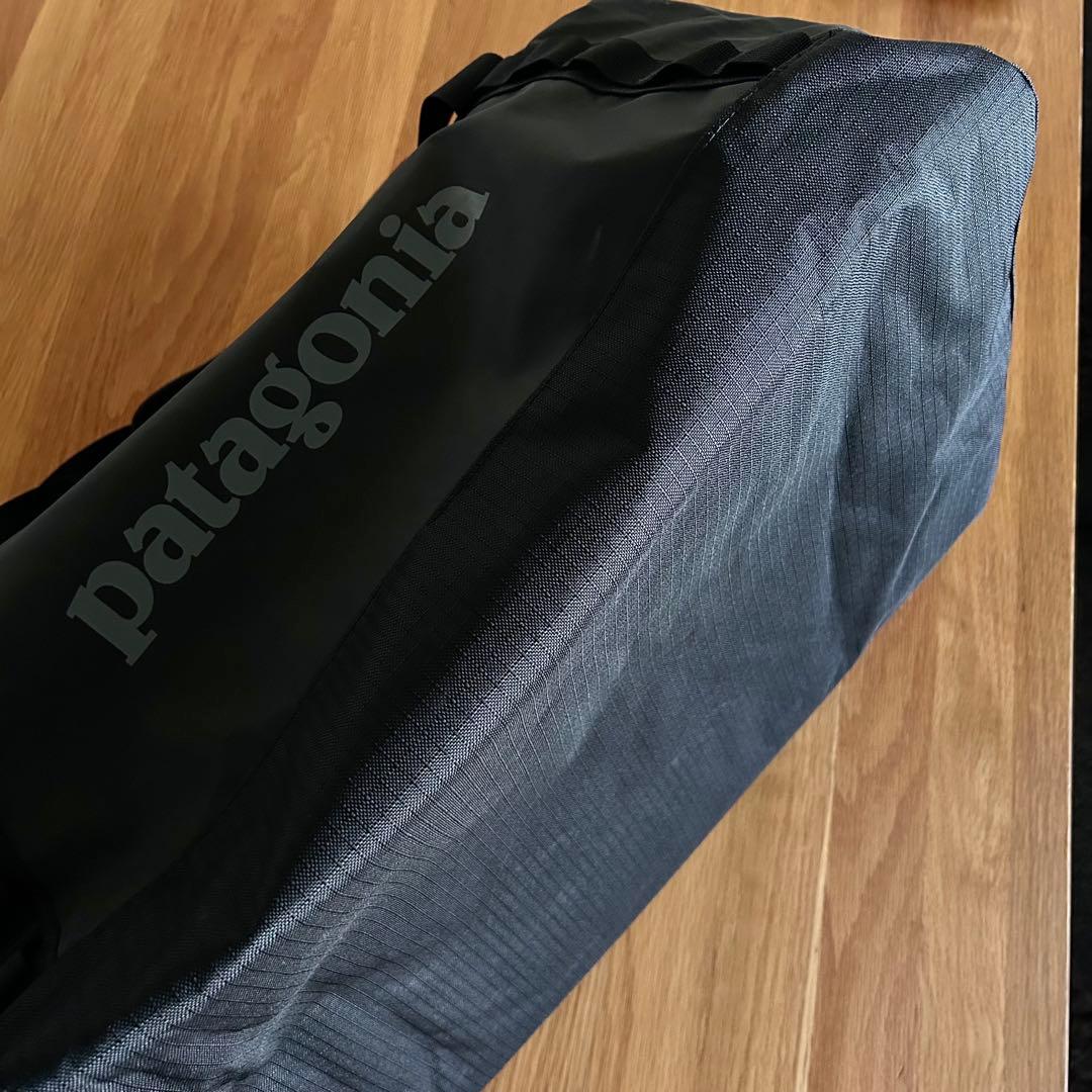 新品未使用品！　パタゴニア ブラックホールダッフル55L