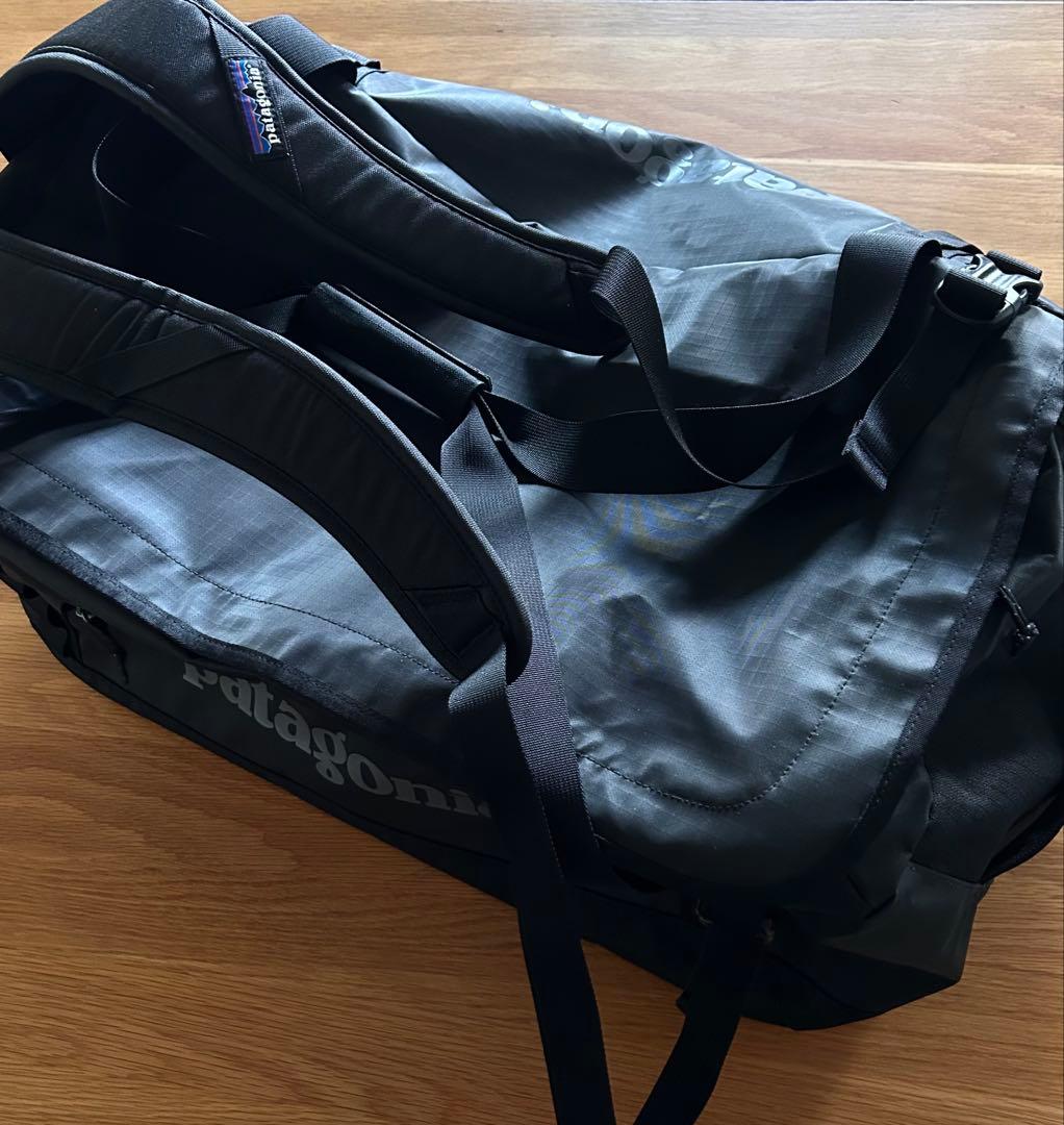 新品未使用品！　パタゴニア ブラックホールダッフル55L