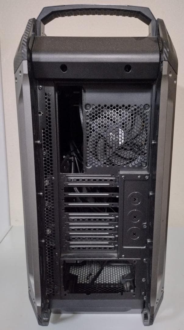 タ*ゴ様 中古 PCケース COUGAR PANZER MAX(E-ATX)
