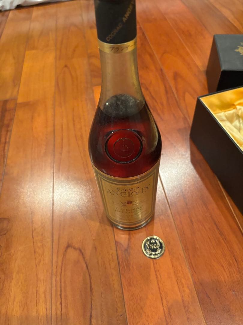 ANGEVIN COGNAC V.S.O.P. ブランデー　40度