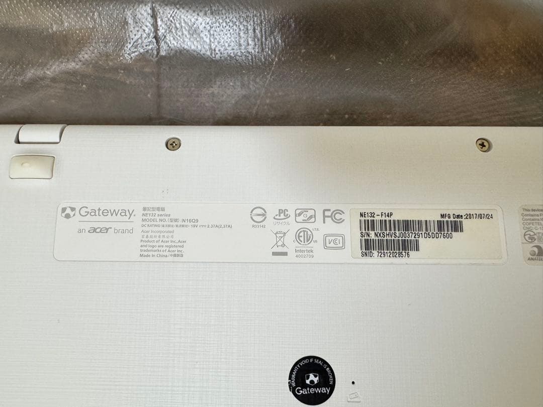 Gateway ノートパソコン NE132-F14P 状態良好