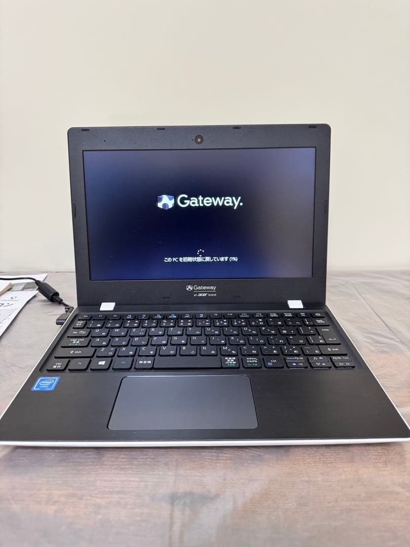 Gateway ノートパソコン NE132-F14P 状態良好