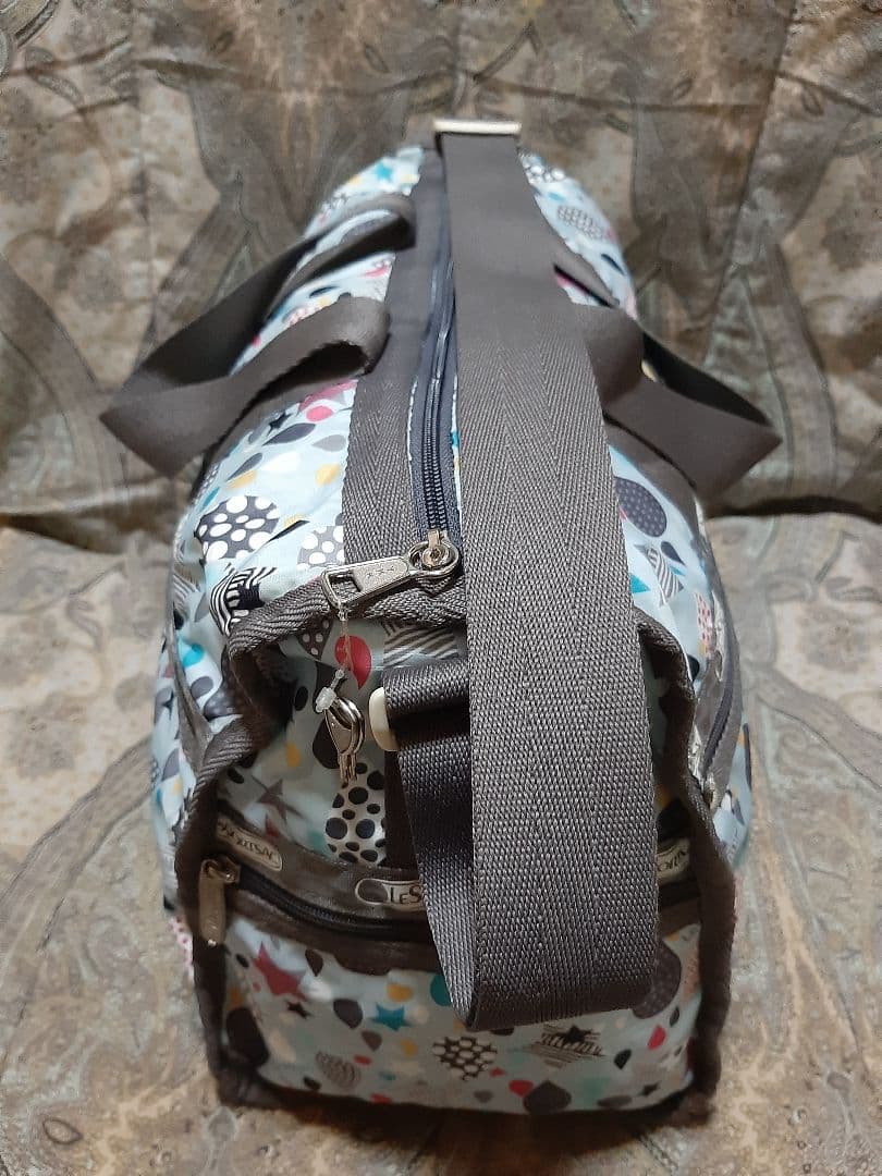 LeSportsac 2way/斜め掛けショルダーボストンバッグ/鍵付き