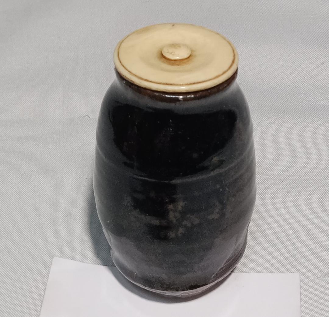 茶道具　時代物茶入　古瀬戸黒釉茶入　時代仕覆、時代箱付　骨董！！