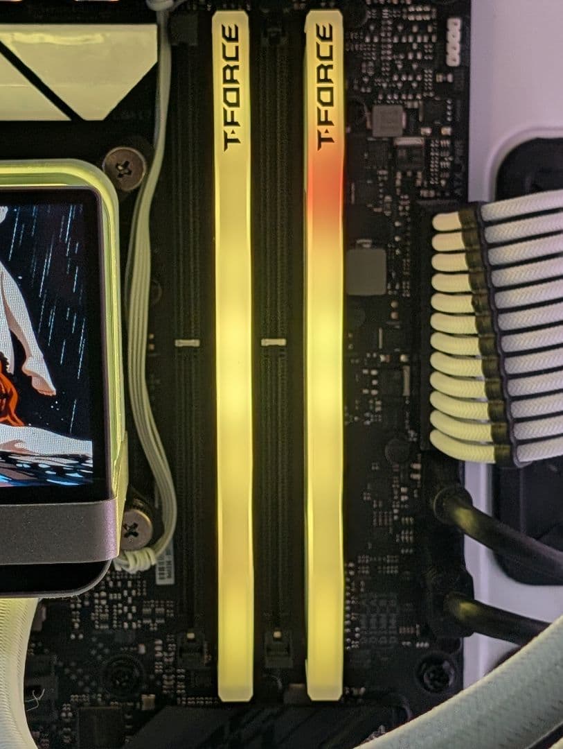 T-FORCE DELTA DDR5 32GB（16GB×2） 5200MHz