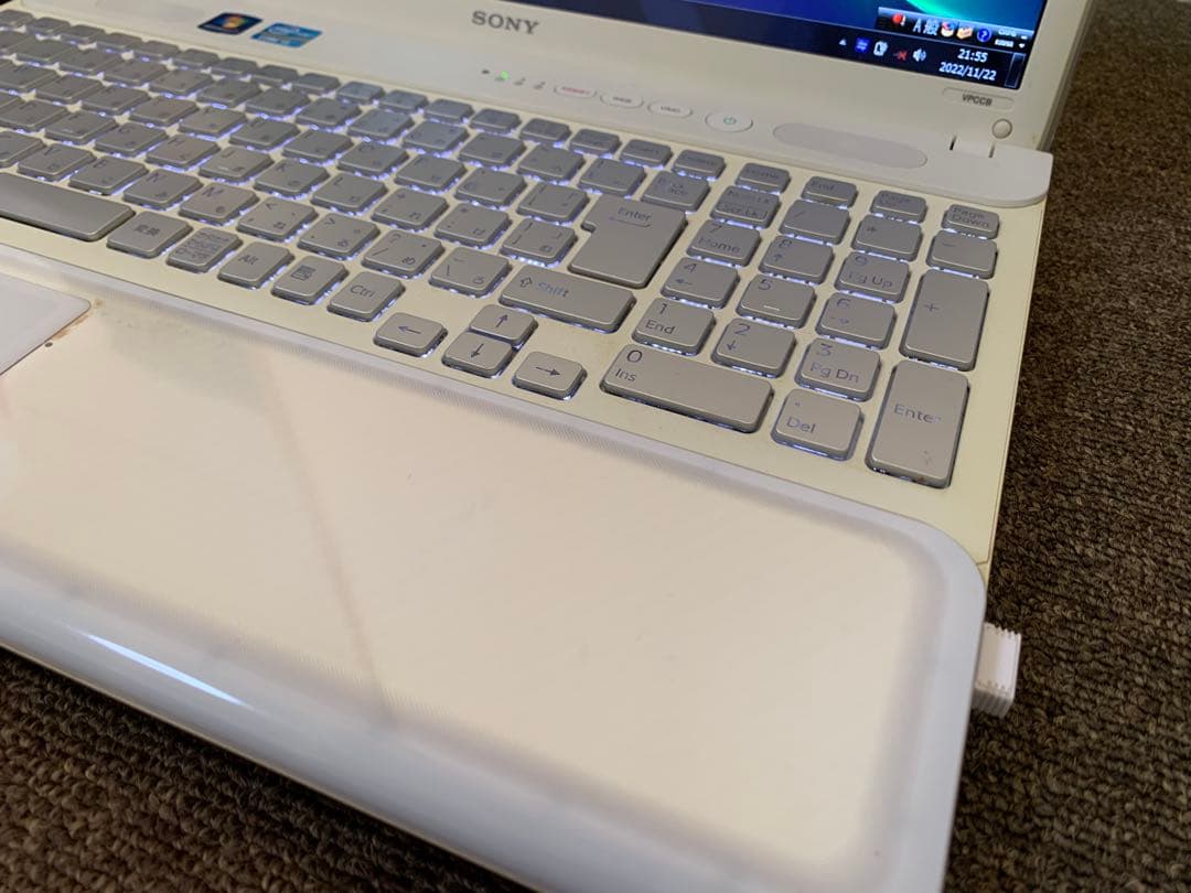 【ジャンク？】SONY VAIO ホワイト 15.6インチ