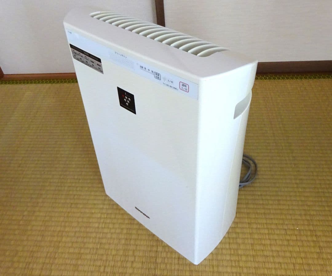 空気清浄機（FU-A30-W）SHARP製