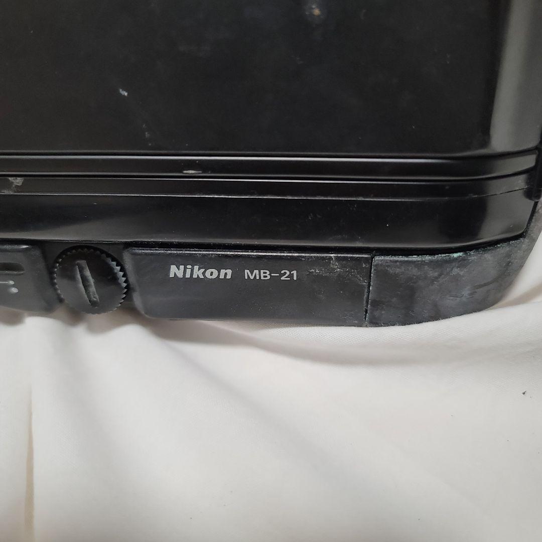 NIKON　MB‐21