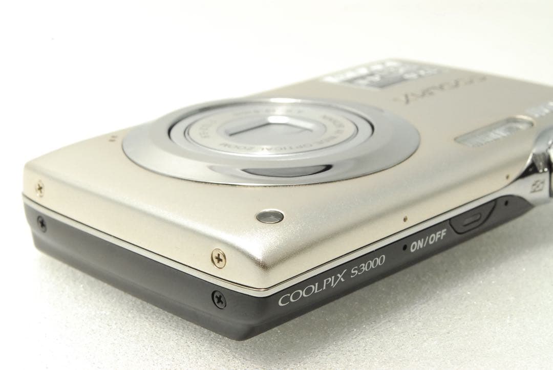 Nikon COOLPIX S3000❤️スマホ転送 動作確認済 シルバー ニコン