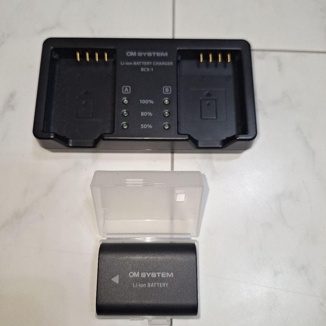 OM SYSTEM OM-1 Mark II 純正バッテリー2個、チャージャー