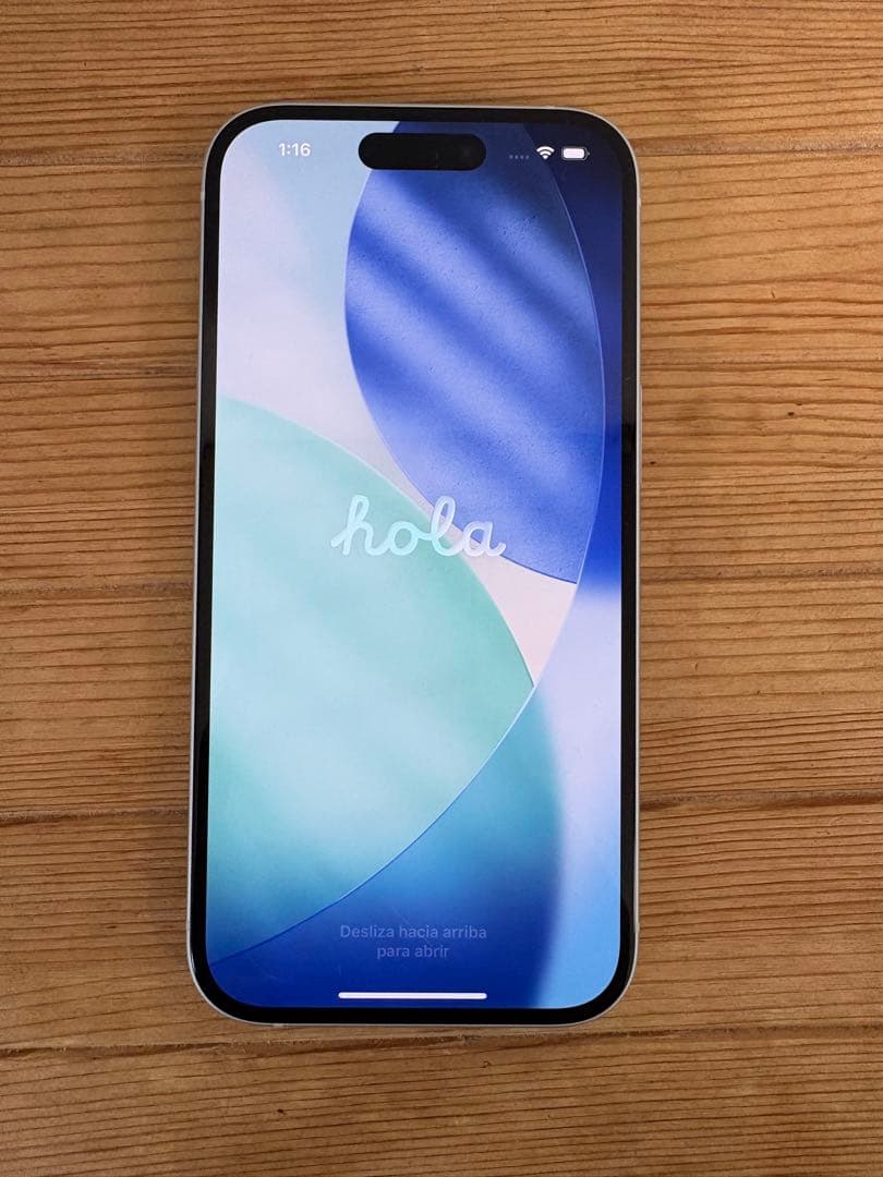【美品】iPhone15 本体 128gb ブルー