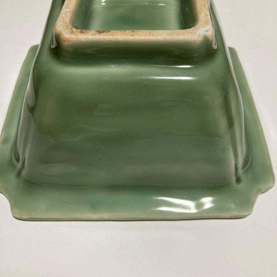 三田青磁双魚図
