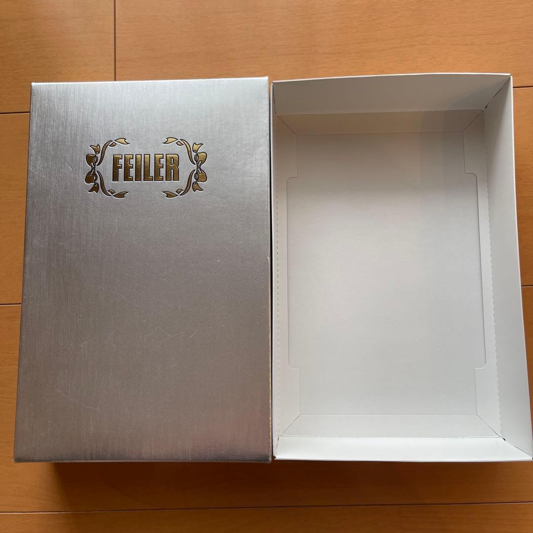 新品　FEILER チェリー柄　セット　タオル　ポーチ　箱入り