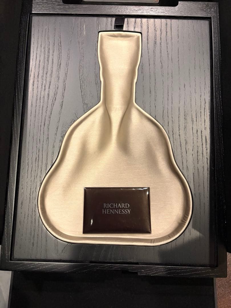 【美品】リシャール・ヘネシー RICHARD HENNESSY 空箱