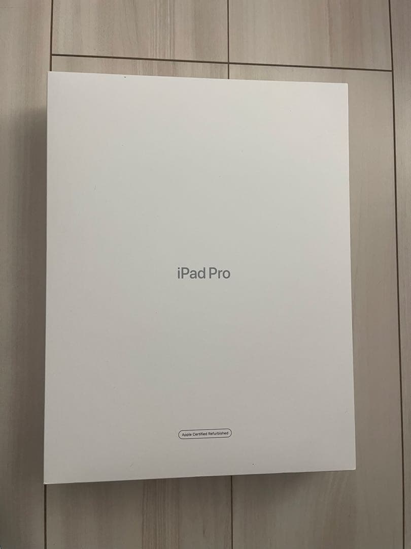 【極美品】iPad Pro 12.9 128GB Smart Keyboard付