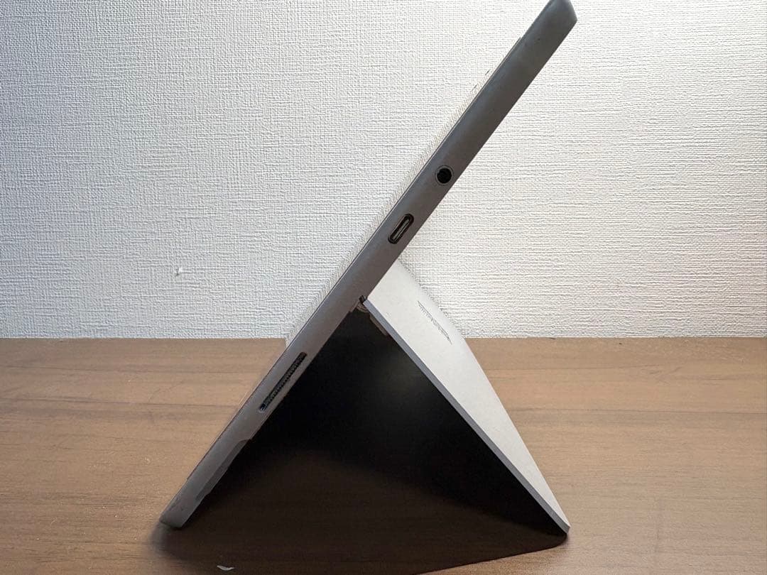 Microsoft Surface Go3【バッテリー容量98%‼️】