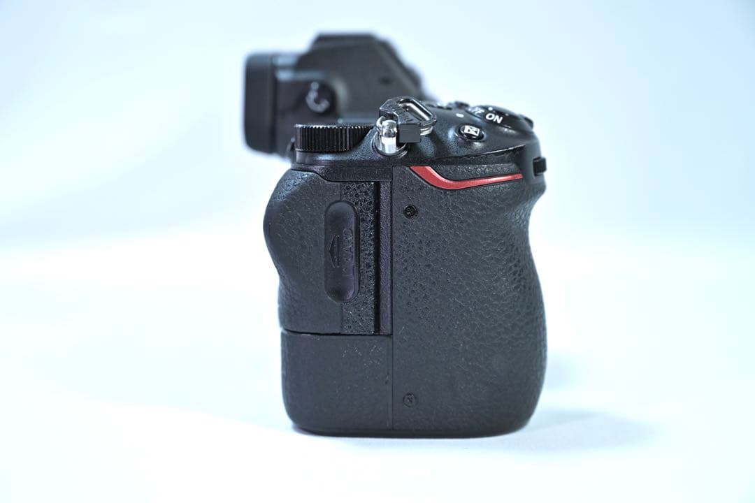 Nikon Z 6 ミラーレスカメラ 本体