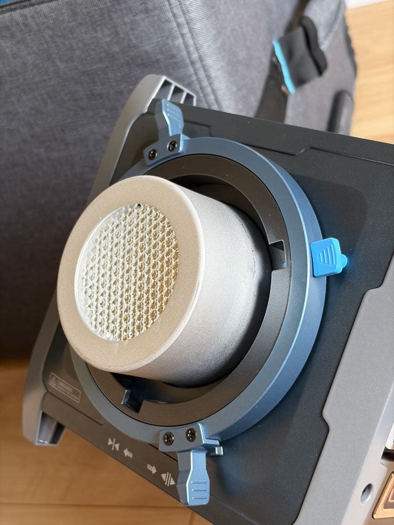 NANLUX Evoke 600C KIT LEDフルカラースポットライト